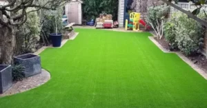 تنسيق حدائق عشب صناعي